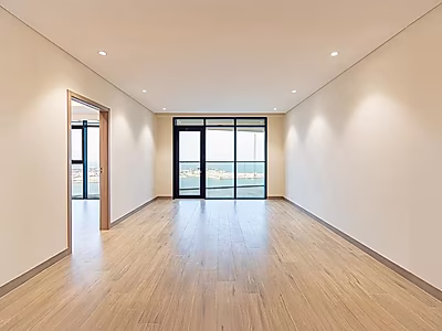 BRIGHT SEA VIEW 2BR | WATERFRONT LIFESTYLE