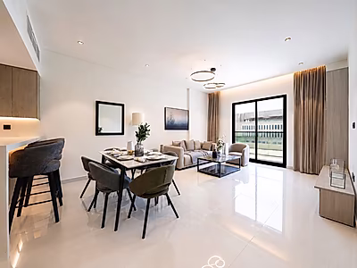 Chic 1BR Apartment with Elegant Finishes