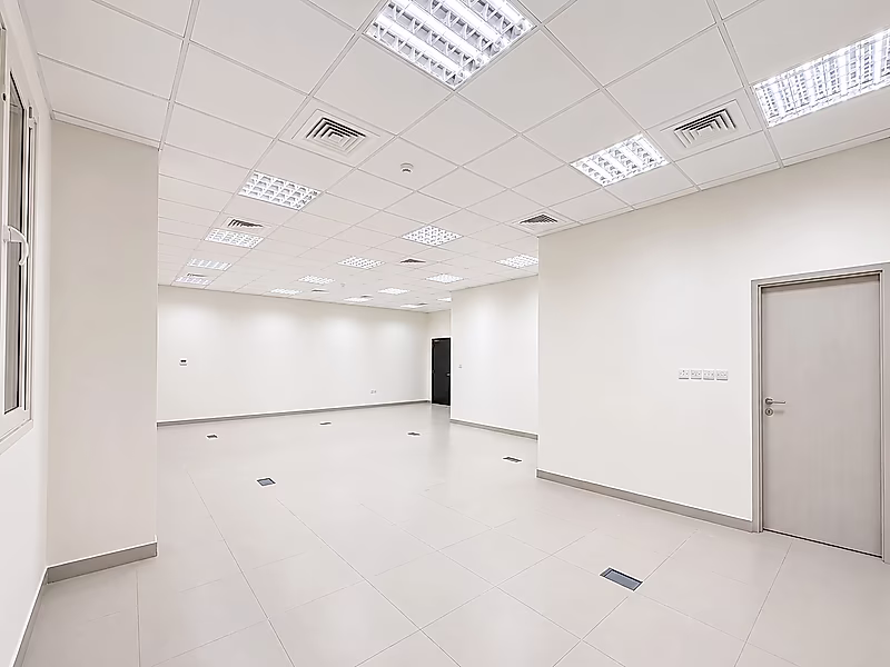 Fully Fitted 75 SQM Office in Al Rayyan - Photo 1