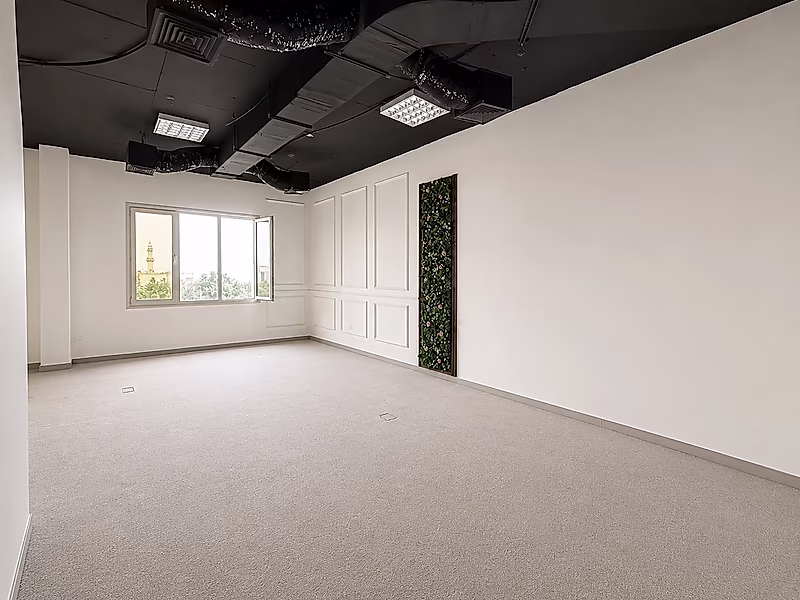 Semi-Fitted Office | Prime Al Rayyan - Photo 5