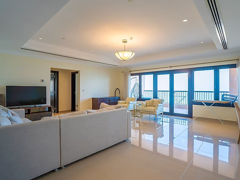 UTILITIES INCLUDED | 2 BEDS FURNISHED | PANORAMIC SEA VIEWS - Photo 2