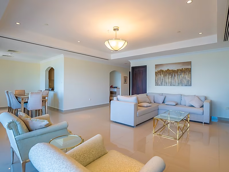 UTILITIES INCLUDED | 2 BEDS FURNISHED | PANORAMIC SEA VIEWS - Photo 1