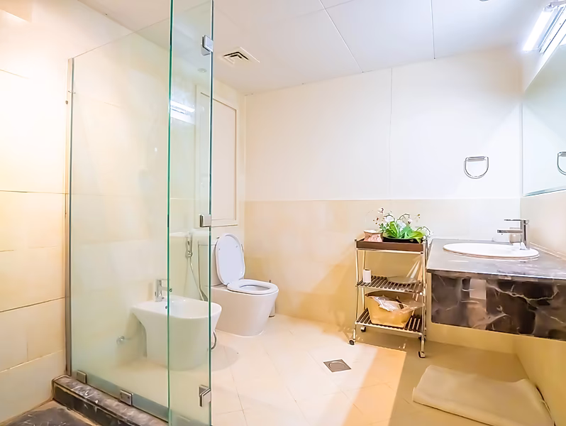 UTILITIES INCLUDED | 2 BEDS FURNISHED | PANORAMIC SEA VIEWS - Photo 13
