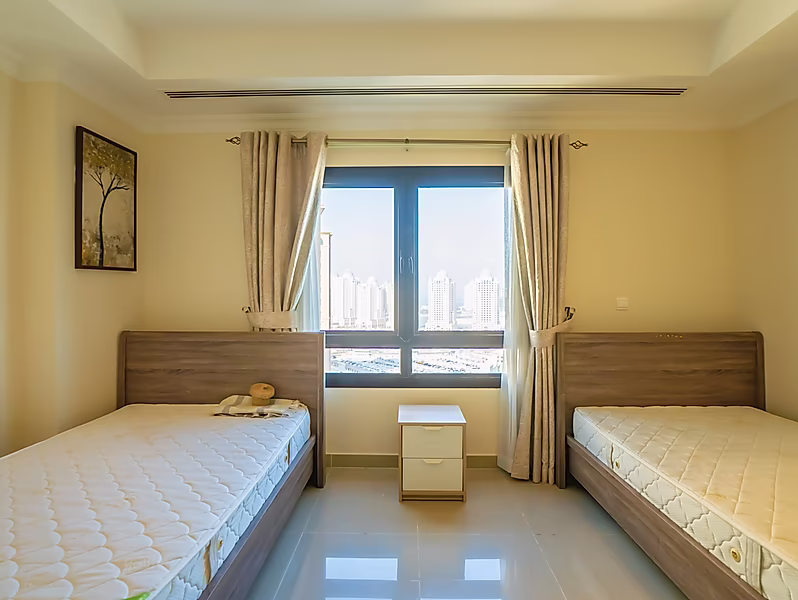 UTILITIES INCLUDED | 2 BEDS FURNISHED | PANORAMIC SEA VIEWS - Photo 15