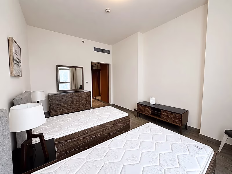 SPACIOUS 3BR + MAID | PREMIUM MODERN FINISHES - Photo 4