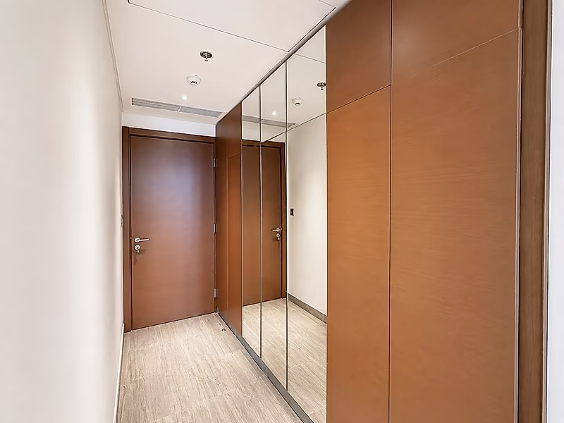 SPACIOUS 3BR + MAID | PREMIUM MODERN FINISHES - Photo 10