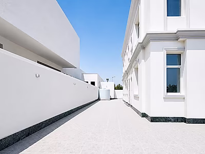 MODERN FAMILY VILLA | SPACIOUS LIVING AREAS