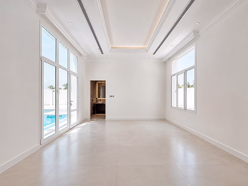 MODERN FAMILY VILLA | SPACIOUS LIVING AREAS - Photo 17