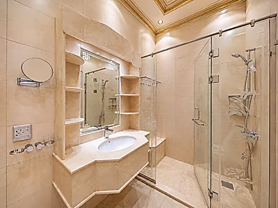 Luxury 9-Master-Bedroom Villa with Elevator & Majlis – Al Thumama, Qatar