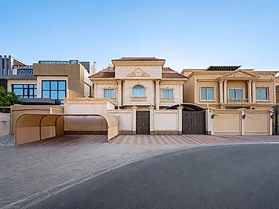 Luxury 9-Master-Bedroom Villa with Elevator & Majlis – Al Thumama, Qatar