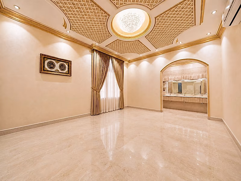 Luxury 9-Master-Bedroom Villa with Elevator & Majlis – Al Thumama, Qatar - Photo 21