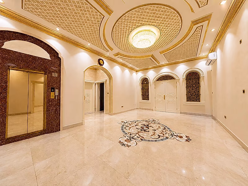 Luxury 9-Master-Bedroom Villa with Elevator & Majlis – Al Thumama, Qatar - Photo 35