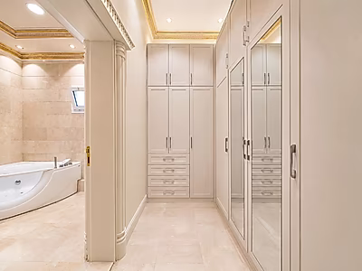 Luxury 9-Master-Bedroom Villa with Elevator & Majlis – Al Thumama, Qatar