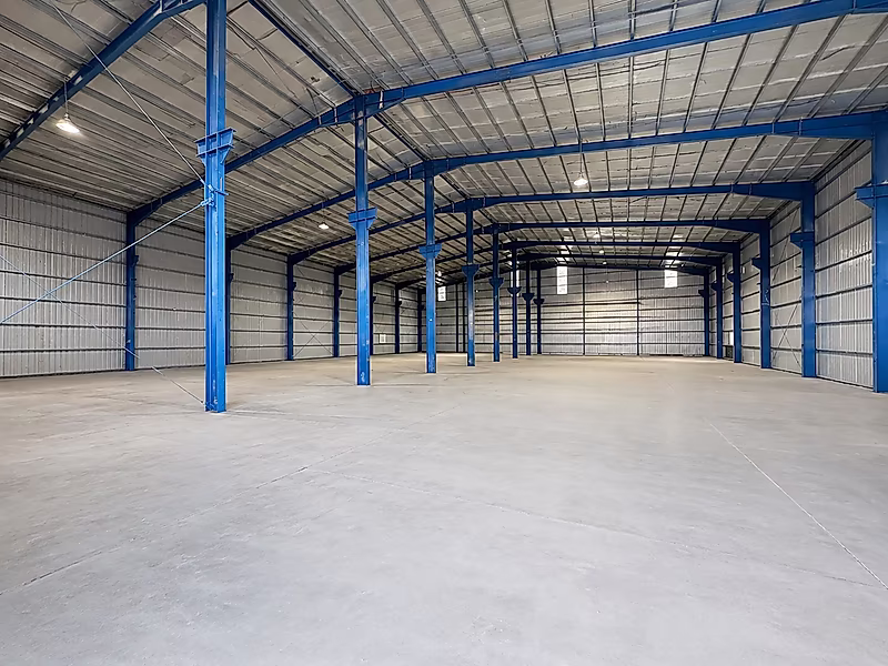 RENT! Warehouse with Open yard in Birkat Al Awamer - Photo 3