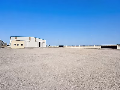RENT! Warehouse with Open yard in Birkat Al Awamer