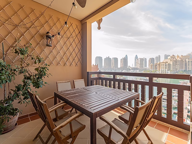 MODERN 1 BEDROOM TOWNHOUSE IN THE HEART OF MARINA - Photo 7