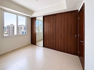 Spacious 2-Bedroom Apartment | Grocery Store at Your Doorstep | Muntazah