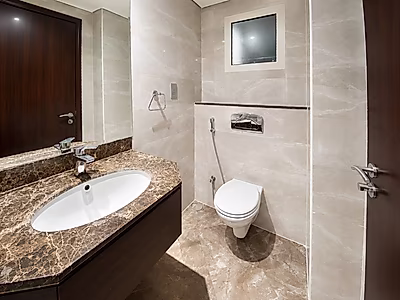 Spacious 2-Bedroom Apartment | Grocery Store at Your Doorstep | Muntazah