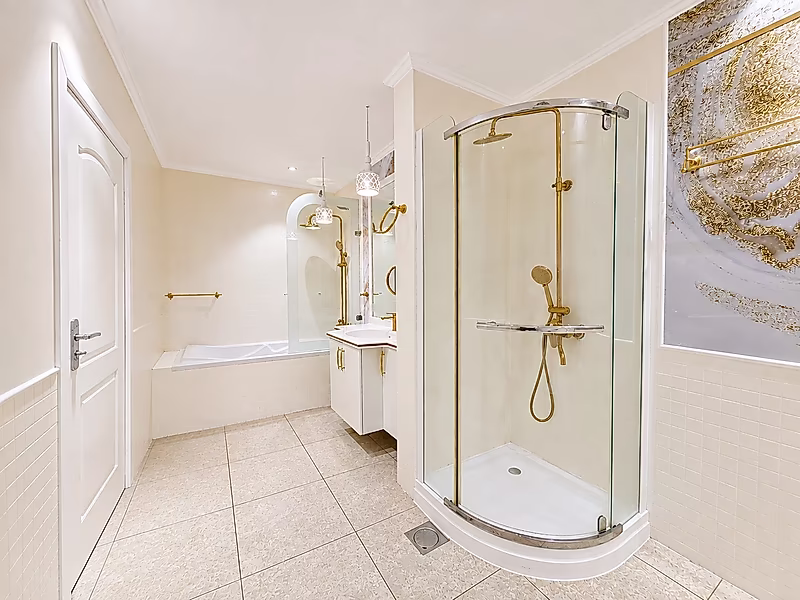 MASSIVE 3BR + MAID | MARINA VIEW - Photo 10