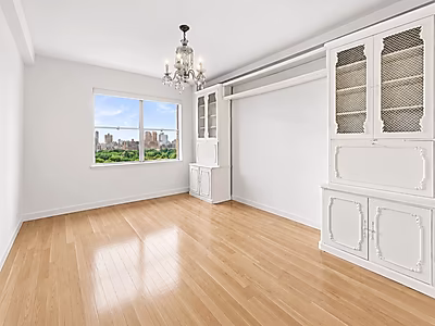 Exceptional 3-Bedroom Residence | NoHo, Manhattan