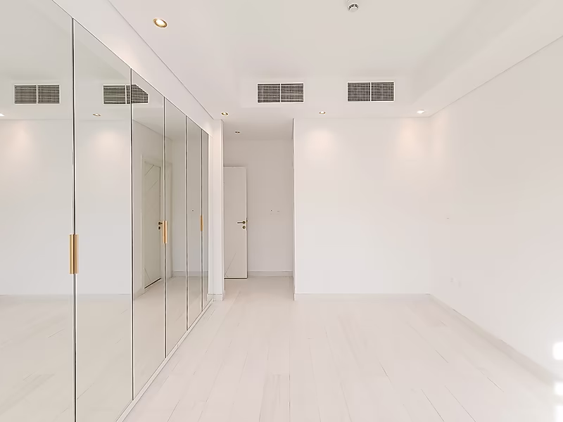 2 BED + LAUNDRY ROOM | SEMI FURNISHED | FOXHILLS - Photo 9