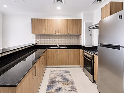 Modern 1-Bedroom Apartment in Fox Hills – Bills Included