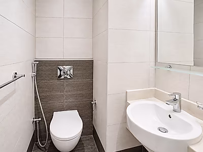 Modern 1-Bedroom Apartment in Fox Hills – Bills Included