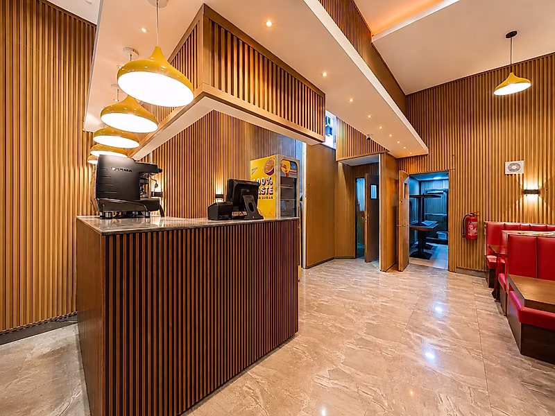 FULLY FITTED RESTAURANT | READY TO OPERATE | EXCEPTIONAL BUSINESS OPPORTUNITY - Photo 3
