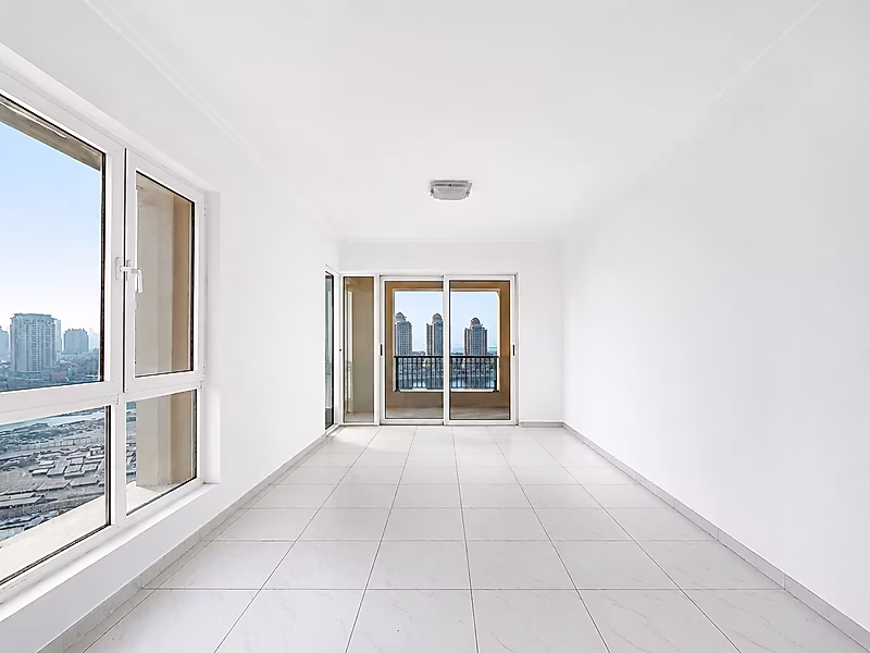 TITLE DEED READY | ELEGANT 2BR WITH PANORAMIC MARINA VIEW | VIVA BAHRIYA - Photo 1