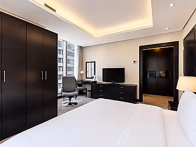 ELEGANT SERVICED 1BR | WEST BAY