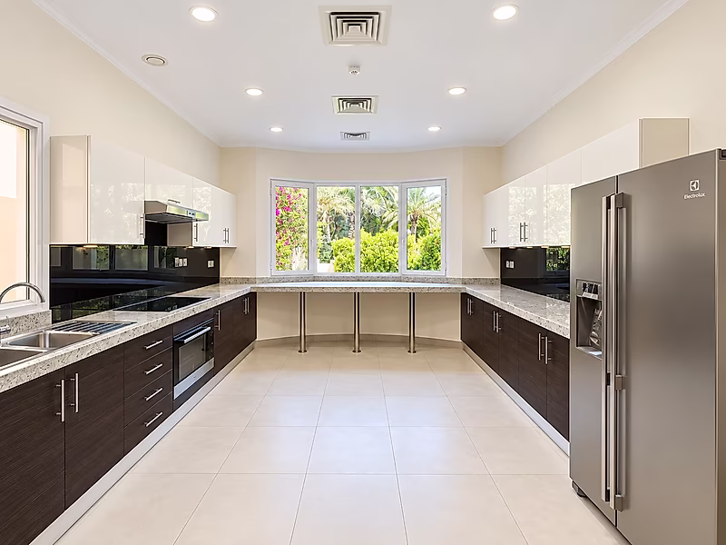 FAMILY VILLA WITH DIRECT BEACH ACCESS - Photo 20