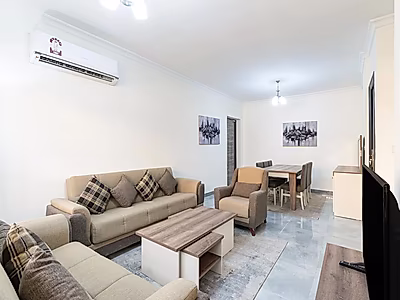 2 Bedroom Premium Apartment | Tenanted | Prime Location