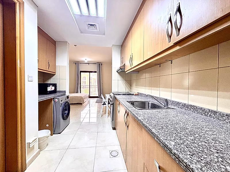 Exceptional Studio in DAMAC Fox Hills | Great Price & Stunning Views - Photo 9