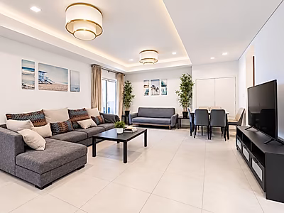 SOPHISTICATED DESIGN | LUXURIOUS 1BR SPACE