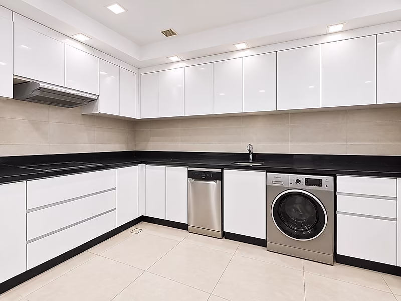 SOPHISTICATED DESIGN | LUXURIOUS 1BR SPACE - Photo 3