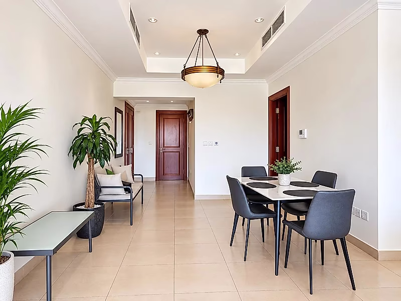FULL MARINA VIEW | 2 BEDROOM | FURNISHED | BILLS INCLUDING - Photo 4