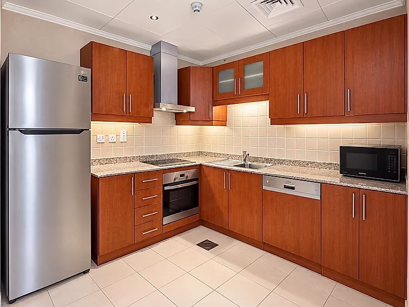 FULL MARINA VIEW | 2 BEDROOM | FURNISHED | BILLS INCLUDING - Photo 5