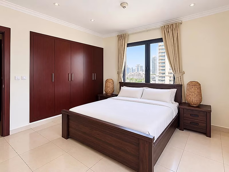 FULL MARINA VIEW | 2 BEDROOM | FURNISHED | BILLS INCLUDING - Photo 6