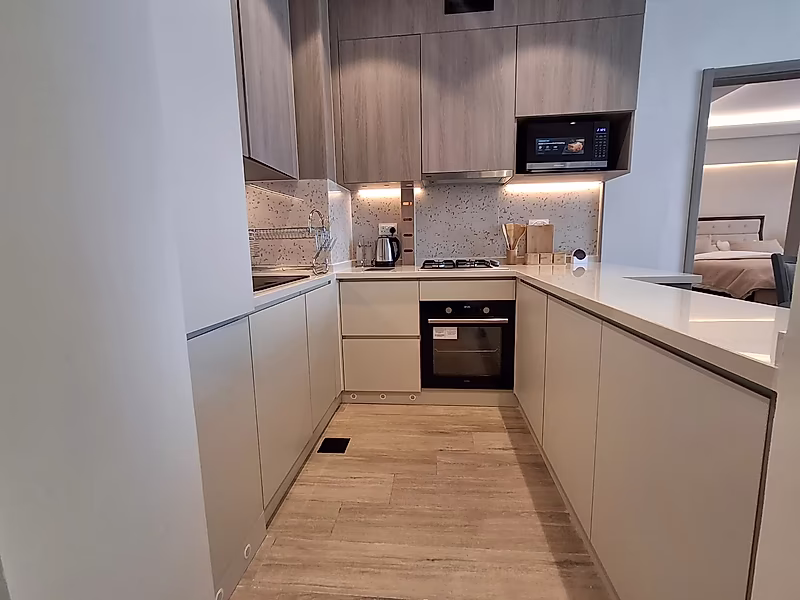 CHIC 2BR APARTMENT WITH CONTEMPORARY ELEGANCE - Photo 4
