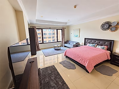 Spacious Furnished 1BR | Porto Arabia | Rented
