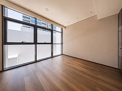 Stunning Modern Townhouse with Luxury Finishes