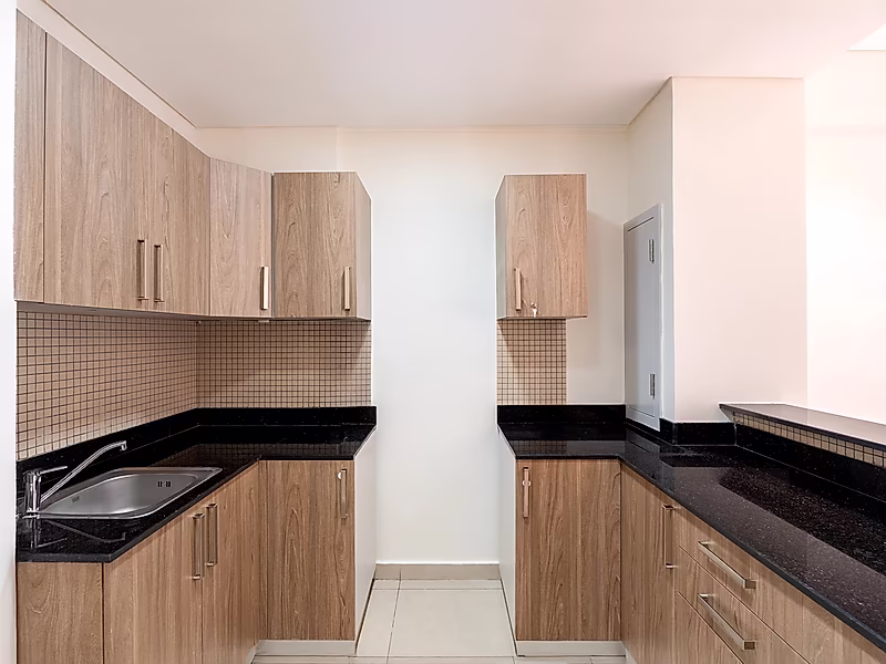 SPACIOUS 2BR + MAID’S APARTMENT FOR RENT IN FOX HILLS - Photo 3