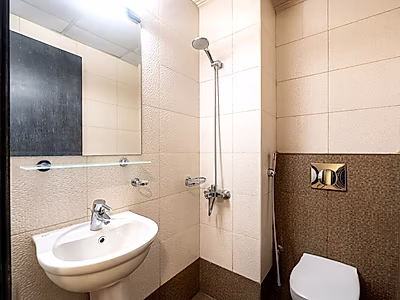 SPACIOUS 2BR + MAID’S APARTMENT FOR RENT IN FOX HILLS