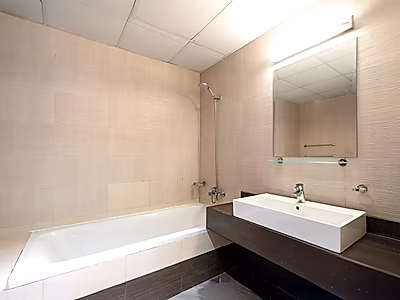 SPACIOUS 2BR + MAID’S APARTMENT FOR RENT IN FOX HILLS