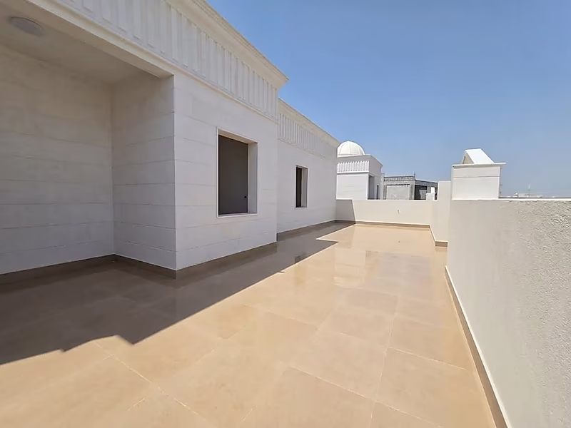 7BR Villa with Majlis | Near Lulu Al Wukair - Photo 6