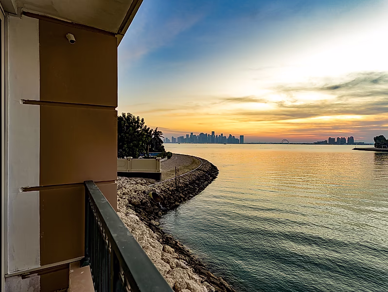 SEA VIEW 2BR TOWNHOUSE GREAT INVESTMENT - Photo 7