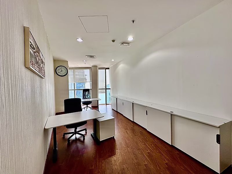 Luxury Offices for Lease | West Bay - Photo 2