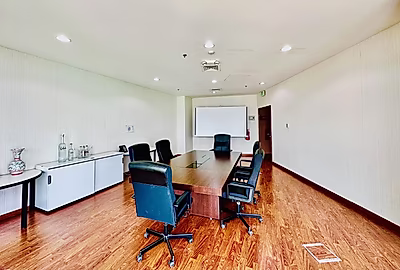 Luxury Offices for Lease | West Bay