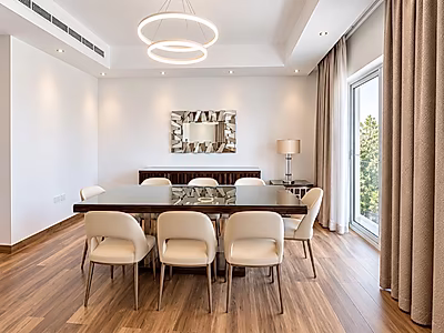 LUXURY 3-BEDROOM APARTMENT | SOPHISTICATED LIVING
