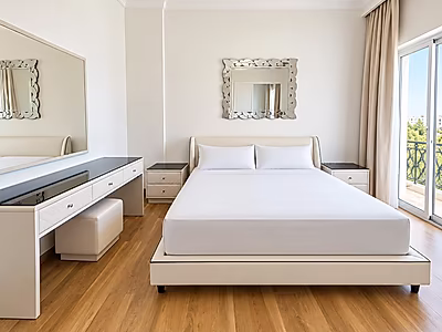 LUXURY 3-BEDROOM APARTMENT | SOPHISTICATED LIVING